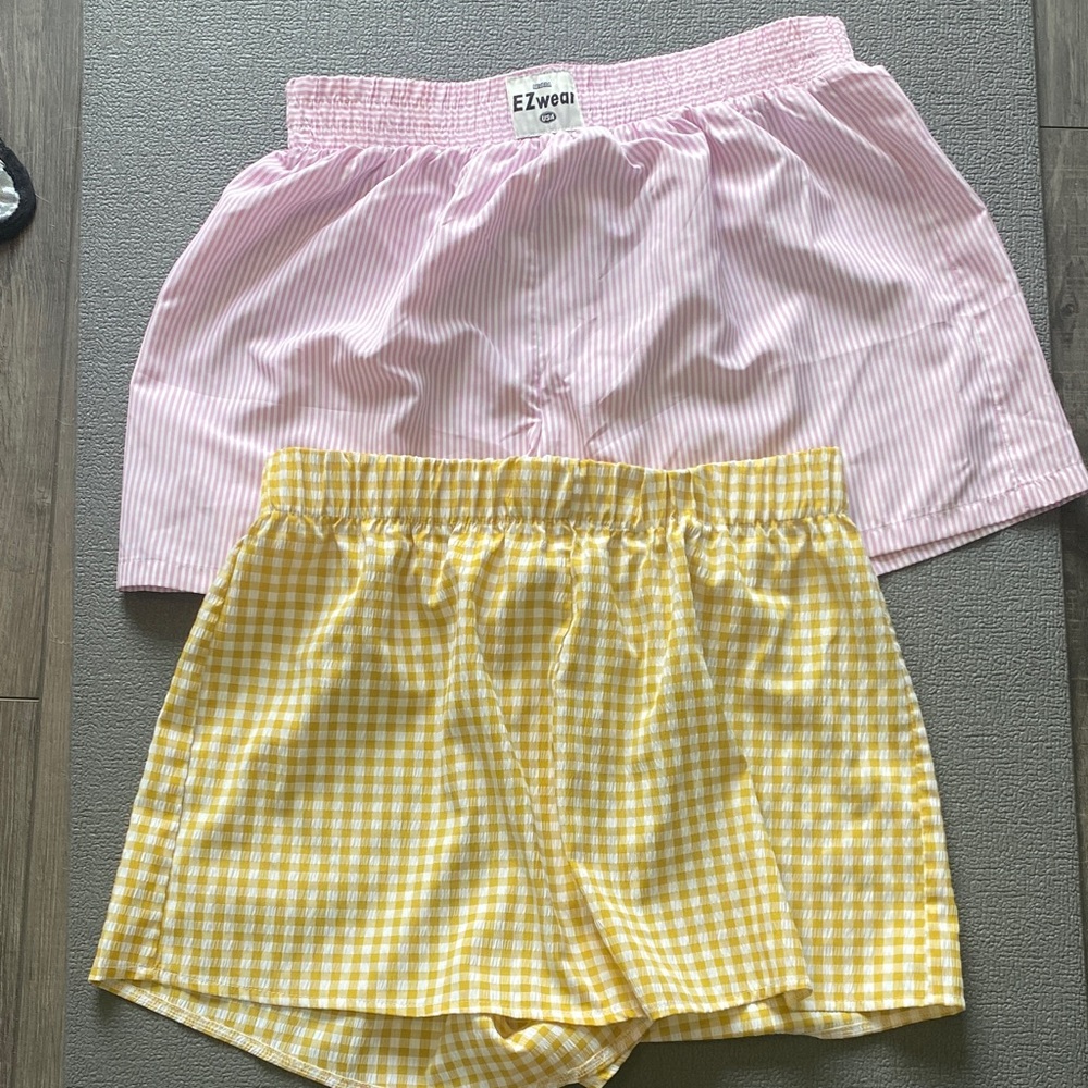 Lot of 2 shorts - Size Large